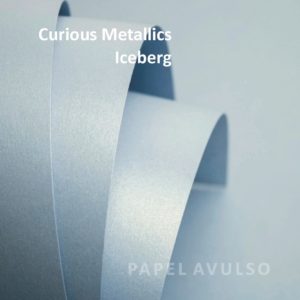 Papel Curious Metallics Iceberg